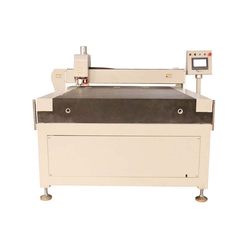 什么是玻璃切割機(jī)的超白壓花？