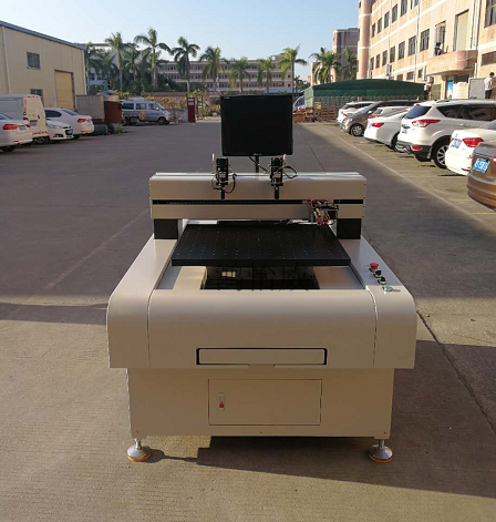 液晶玻璃切割機(jī)的價(jià)格范圍是多少？